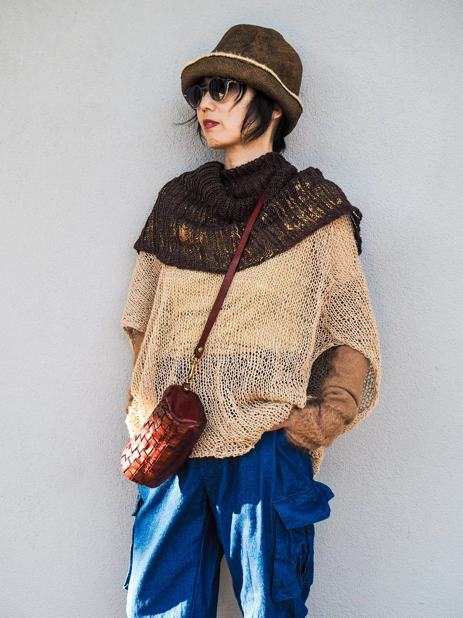 Hand knit shrug (Linen) w/ foil print - Mocca