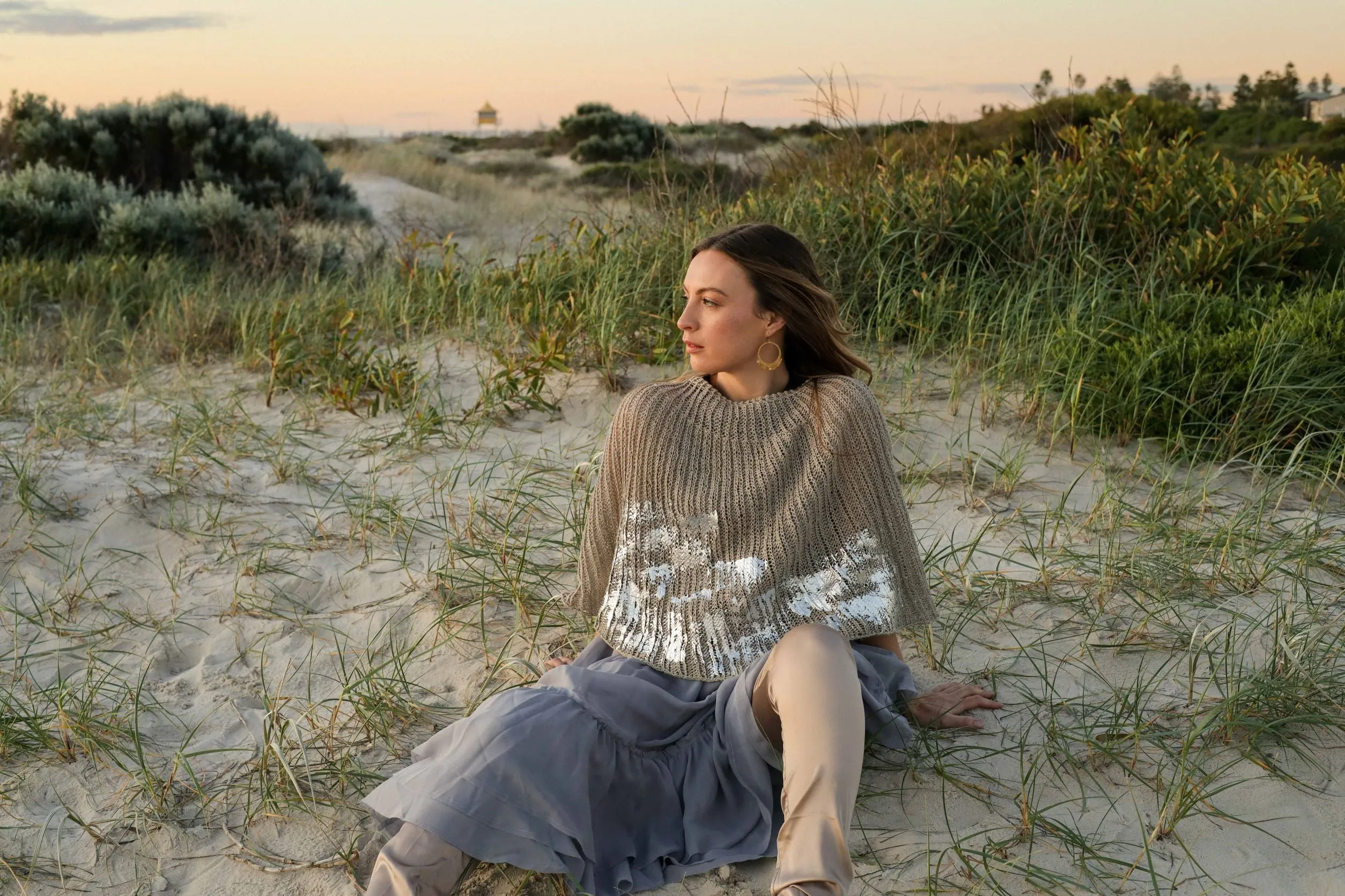 Hand knit shrug (Linen) w/ foil print - Mocca