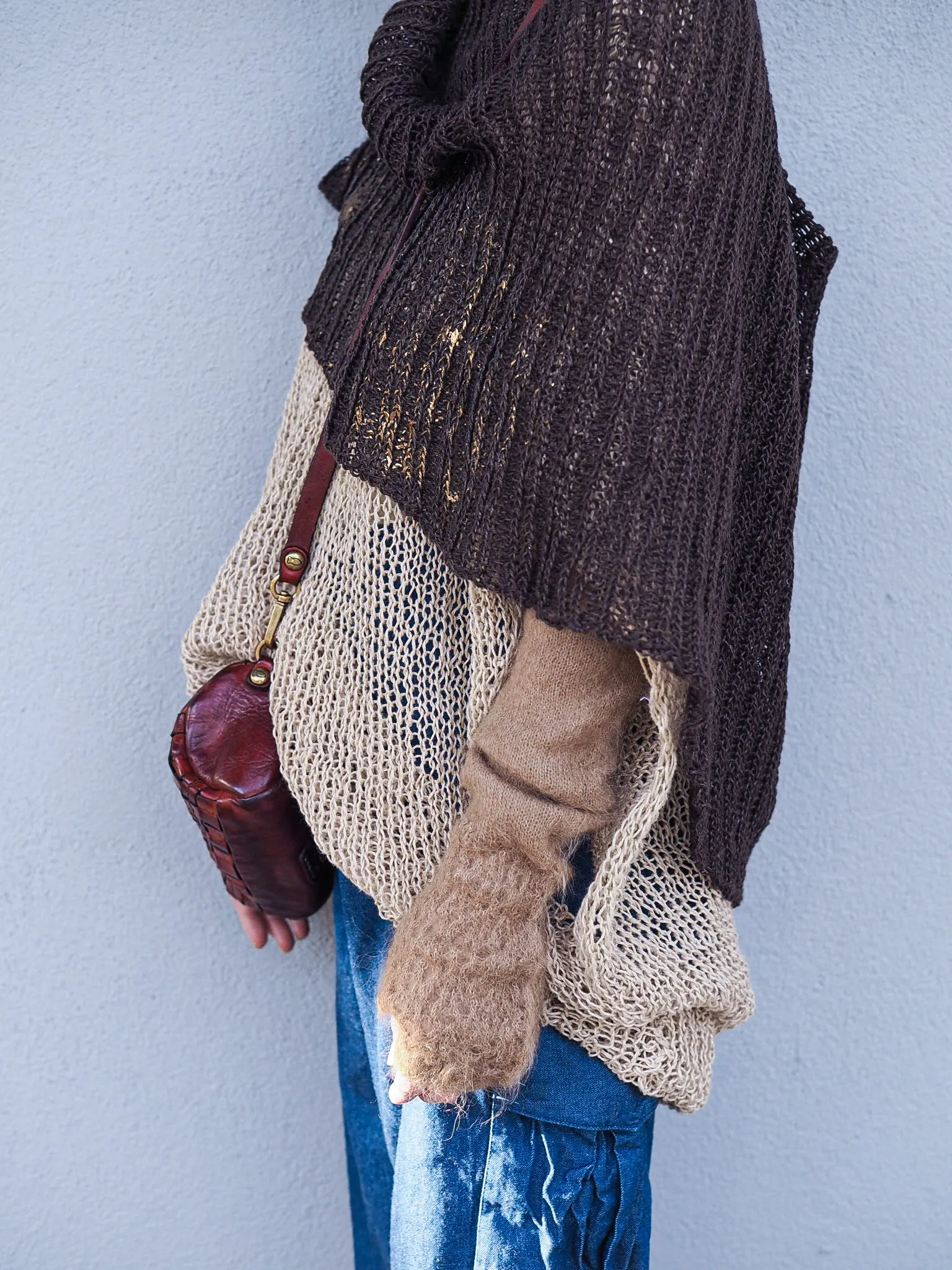 Hand knit shrug (Linen) w/ foil print - Mocca
